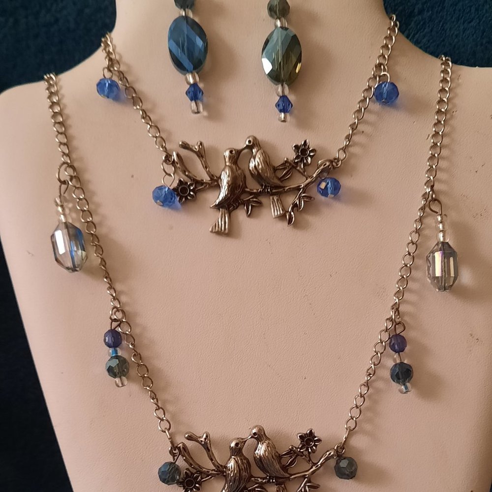 Love birds necklace set